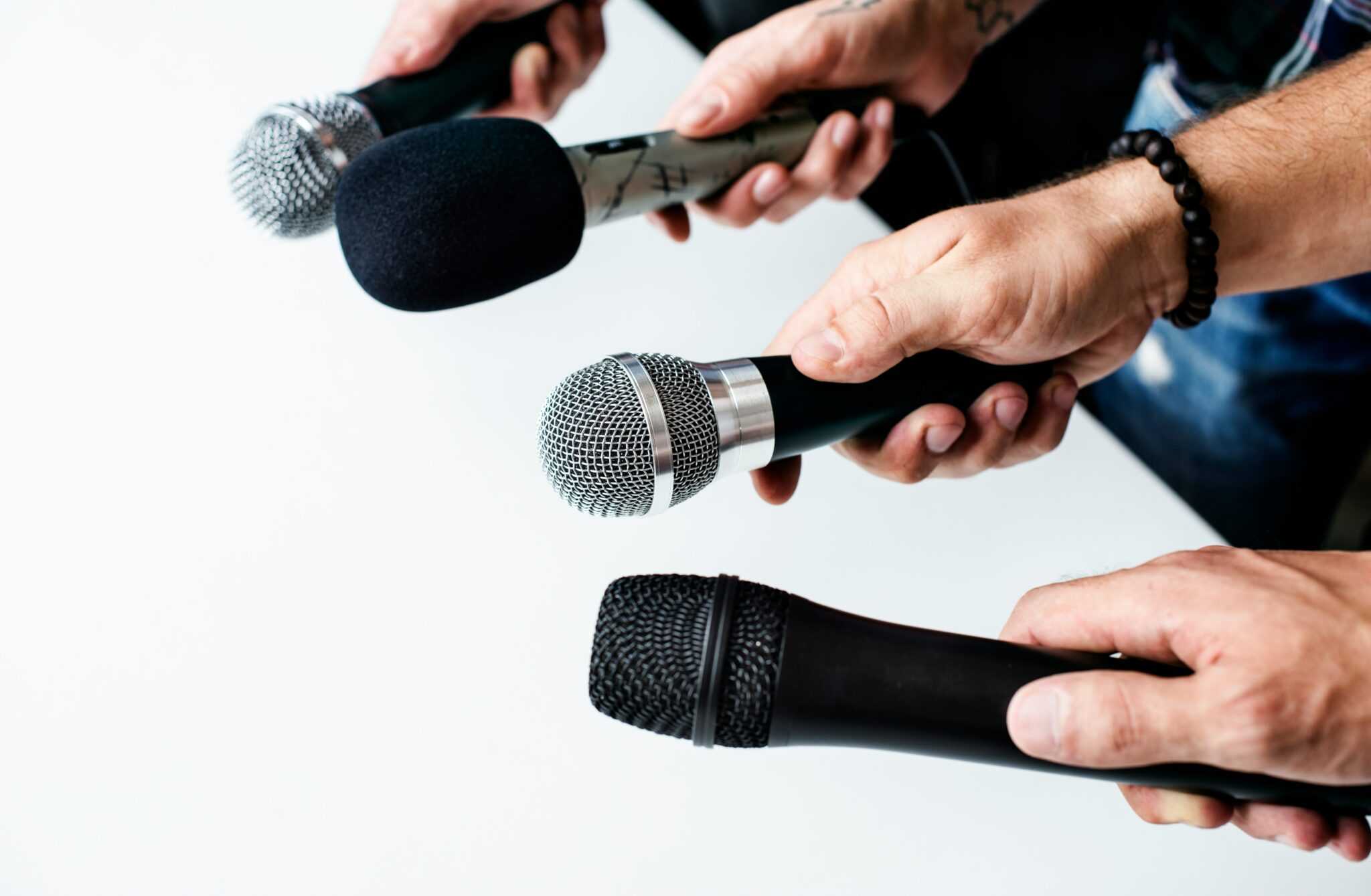 Speak with Impact: How to Master Public Speaking and Influence Any Audience
